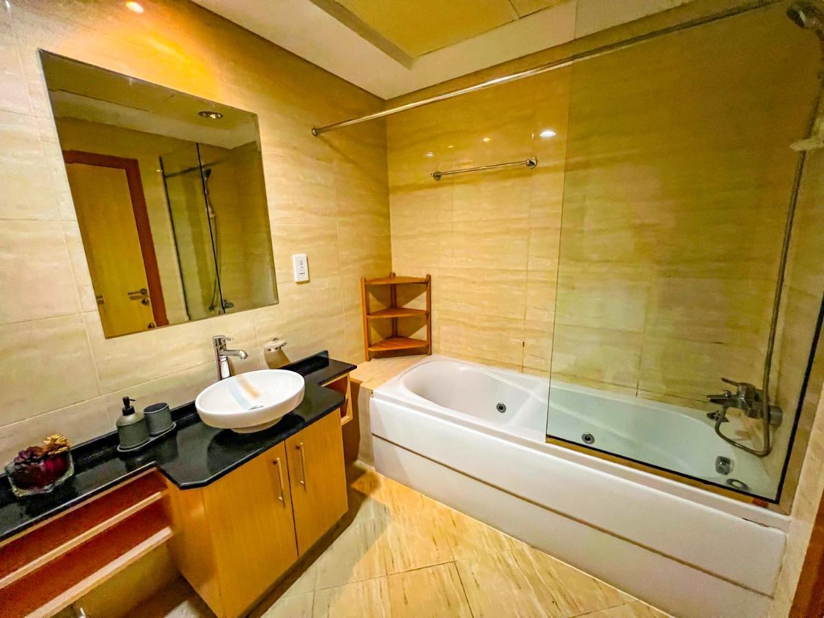 Exquisite, Luxe 1Bd Apartment, Unparalleled Sea Views, Prime Dubai Marina Location & Full Kitchen By "La Buena Vida Holiday Homes Zewnętrze zdjęcie