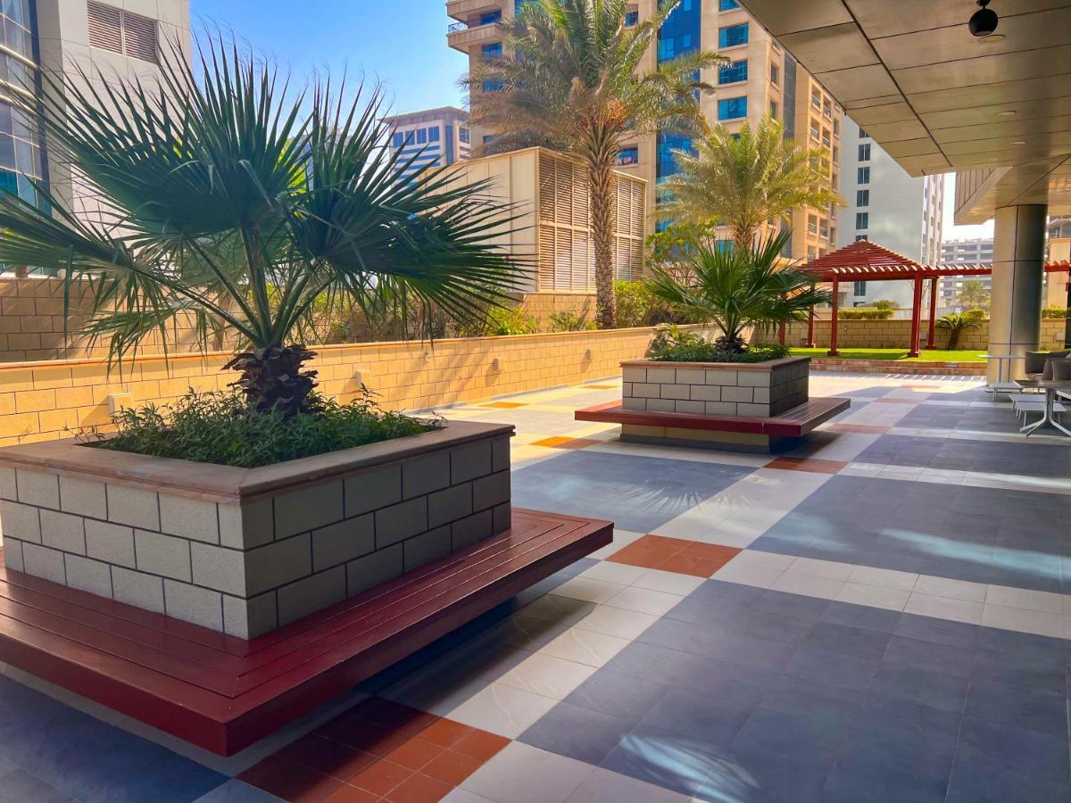 Exquisite, Luxe 1Bd Apartment, Unparalleled Sea Views, Prime Dubai Marina Location & Full Kitchen By "La Buena Vida Holiday Homes Zewnętrze zdjęcie